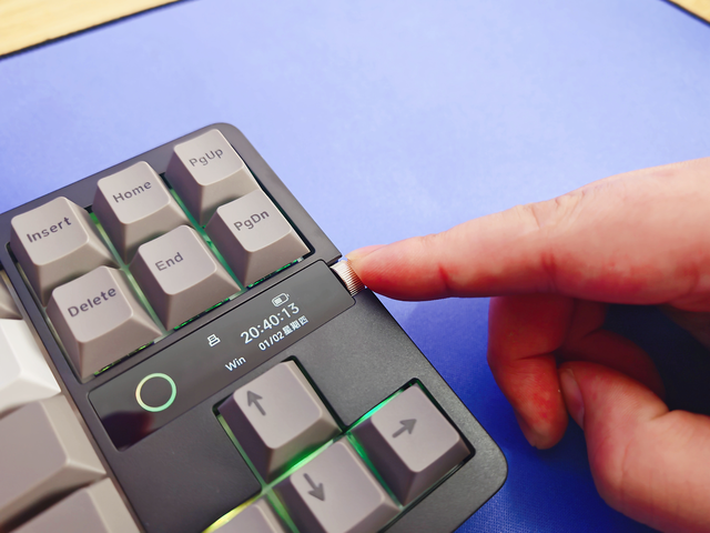 小米卷鍵盤了？帶屏幕、旋鈕，還可驅動調整，這就是小米MK71 Pro