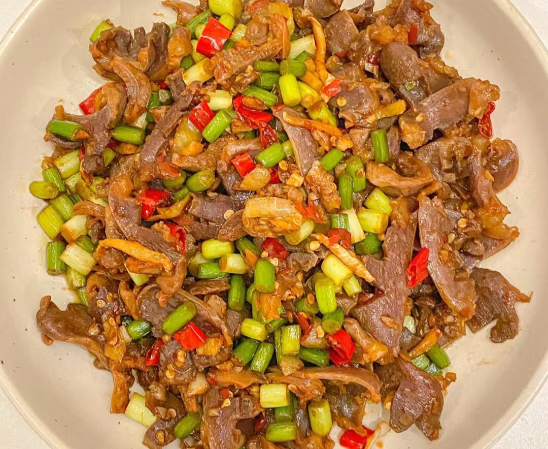 夏天就馋这菜，下酒又下饭，每周我家都要吃一次，吃着特别过瘾