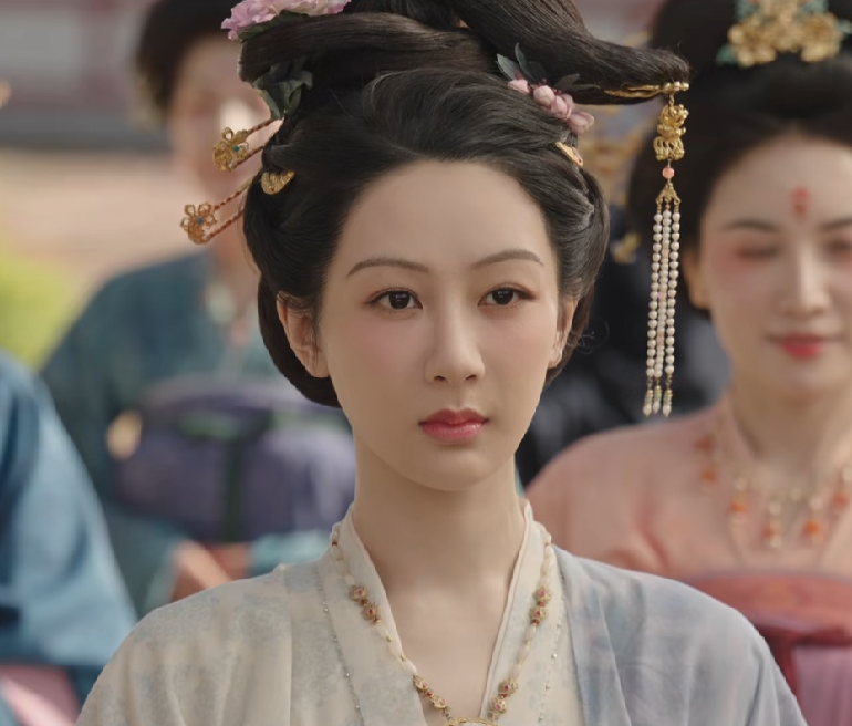 杨紫也救不活《国色芳华》？爆是爆了，但网友弃剧理由一致