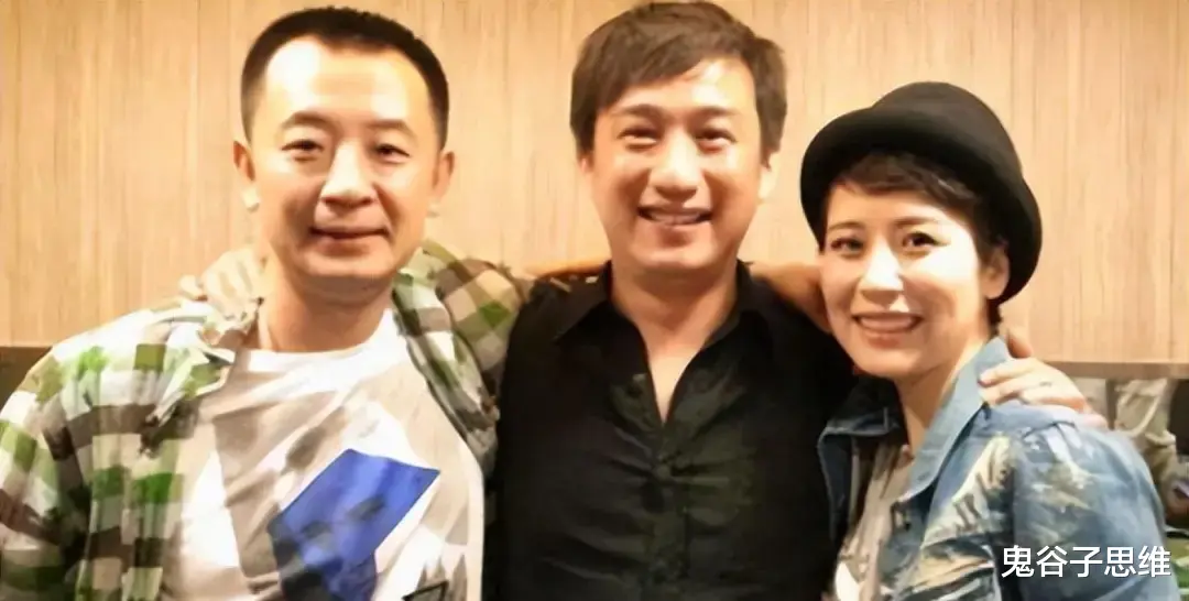 一场同学聚会,暴露了黄海波的“江湖地位”,难怪曲珊珊不离不弃