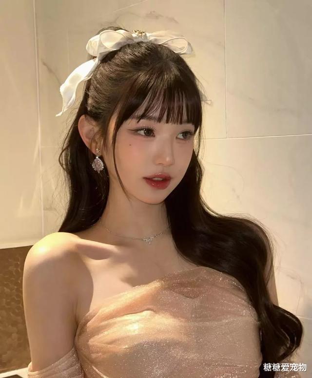 看张元英这些照片，就知道含金量有多高了，是你养的起的不?