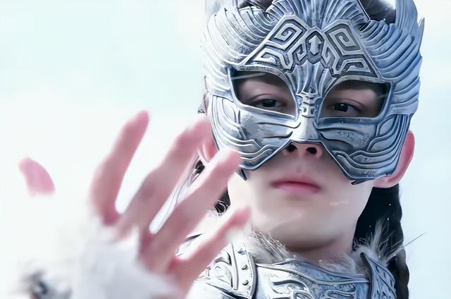 “救场爆火八个角色”,赵丽颖救场成顶流,内娱能火是一种玄学!