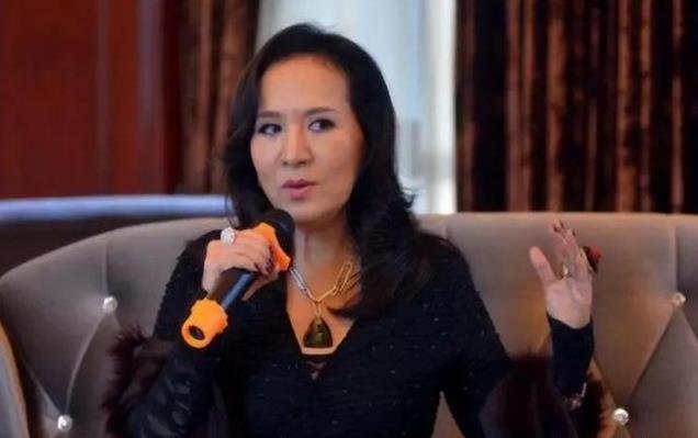 郑绪岚早已不是中国籍?“被老外玩腻就丢掉”,再度回国捞金?