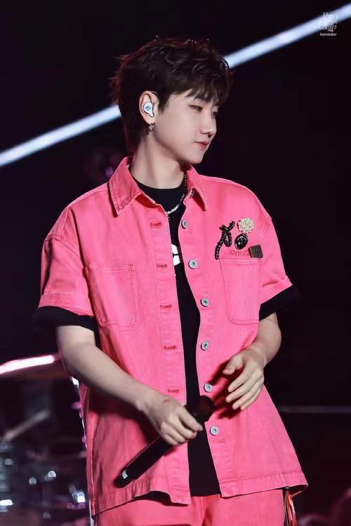 《歌手2024》七位首发阵容公布,网友:直接宣布那英歌王得了