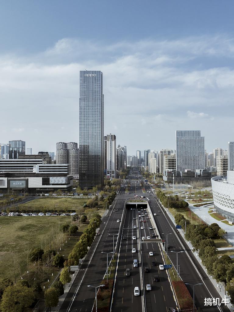 OPPO新机全新开机动画公布,很炫酷