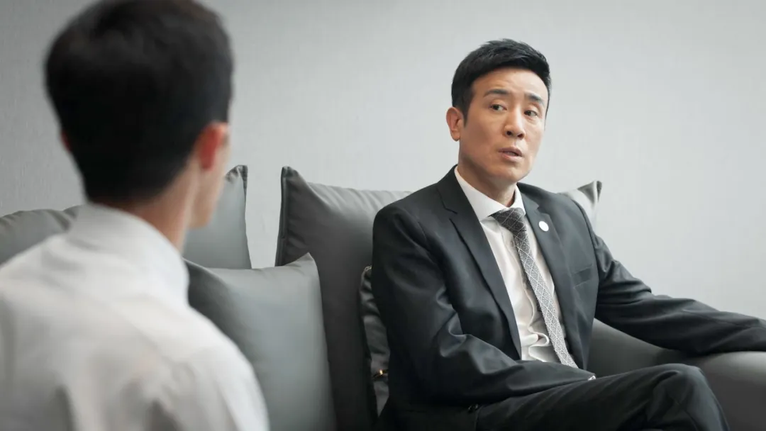 央视看好的《城中之城》口碑崩塌，被要求下架，为什么骂声一片？