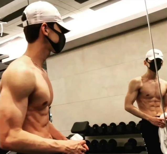 12月7日一夜,美男洗牌,杨洋登顶,黄景瑜10成毅9王一博3肖战第2