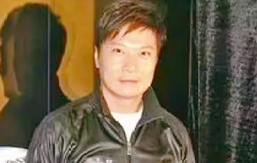 钱嘉乐婚姻亮红灯？汤盈盈夜会 5 男卷入杀人案 身陷舆论风暴