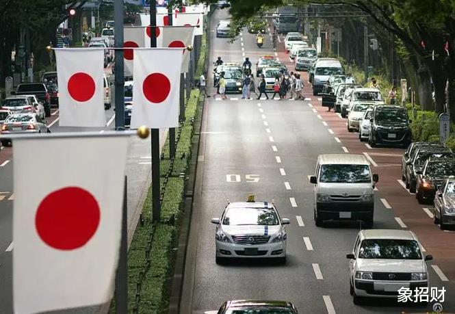 日本百年车企爆雷！净利暴跌94%，裁员9000人