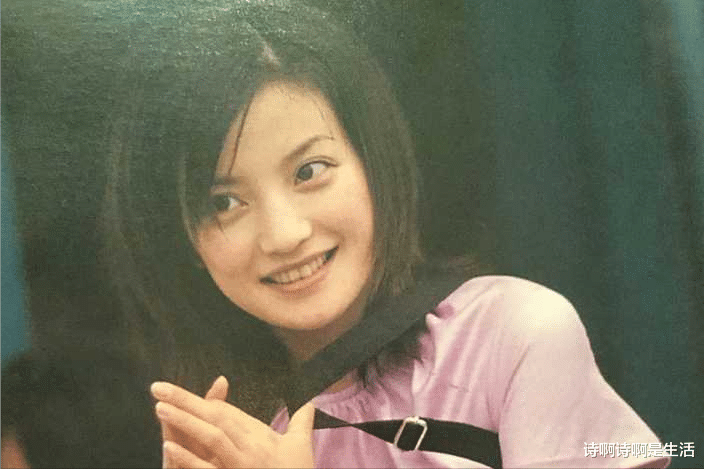 魏启颖：女儿赵薇被封杀后，儿子离婚被前妻分5.2亿，丈夫也去世