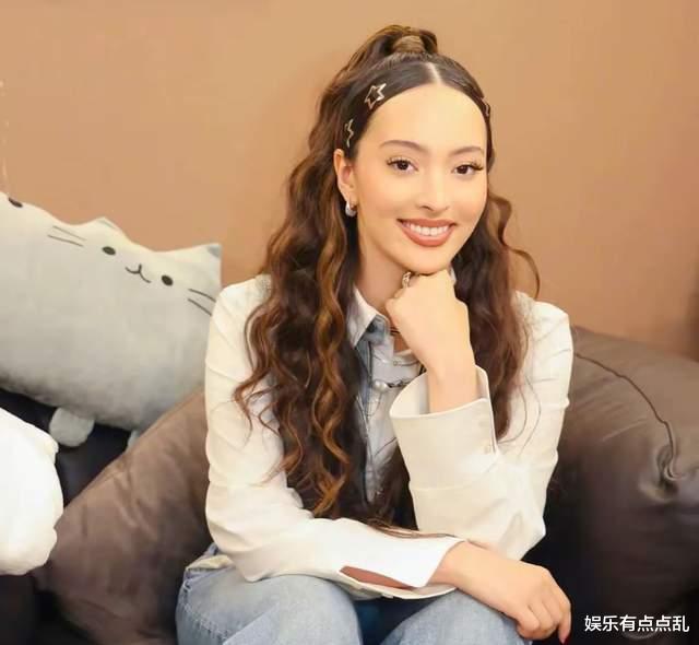 凡希亚打电话找孙楠借钱买包包, 那英问借多少, 凡希亚回应超好笑