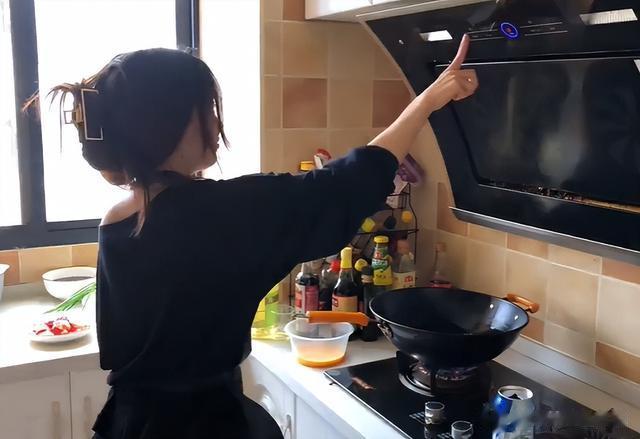 北京女子晒分手晚餐,走红朋友圈,他再也没机会嫌弃饭菜了