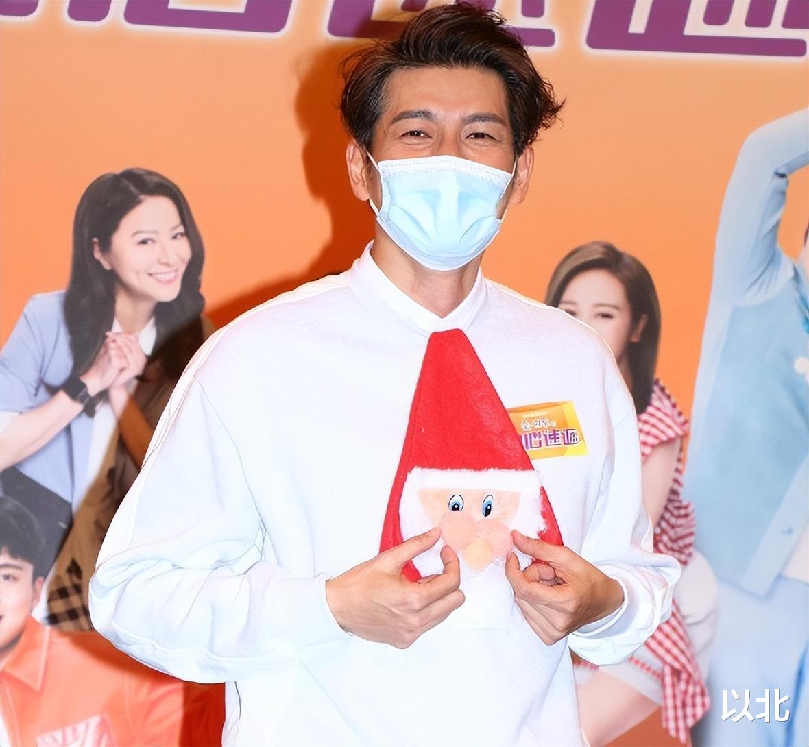 他身高1.88是亚视三雄之一，曾获赞最有台型，夫妻皆面嫩保养有招