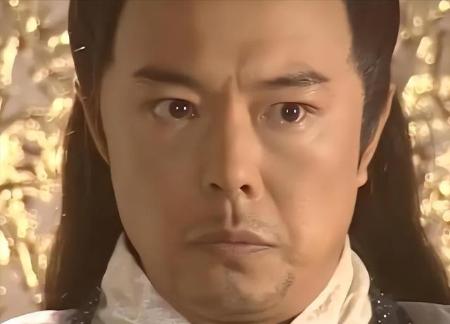 明明演技很烂，却被吹上天的5位老戏骨，网友：演技追不上年纪