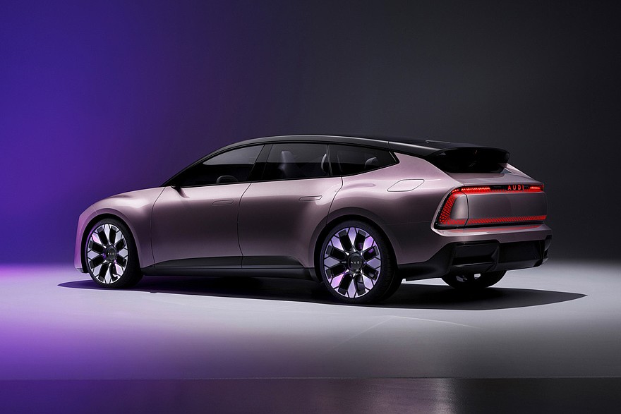 奥迪与上汽推出新品牌AUDI，其首款概念车发布，外观漂亮，不挂四环LOGO