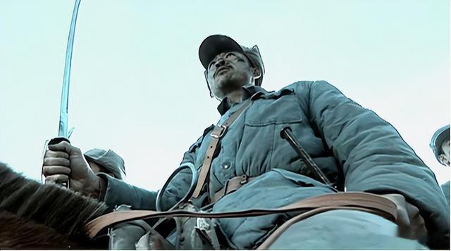 《亮剑》最新穿帮镜头,看完简直笑到扶墙,导演:拿八倍镜看的吧