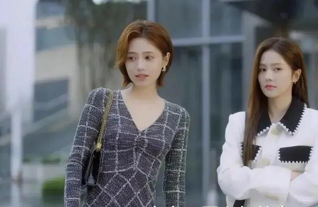 《清明上河图密码》她酷似高圆圆,长得美身材好,还是北影研究生