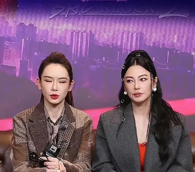 无滤镜现原形,热巴香肠嘴,高圆圆两层游泳圈,杨坤成行走的石像