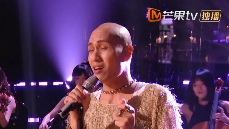 黄宣拿了两次倒数第一后，我才知道：《歌手》该停播了