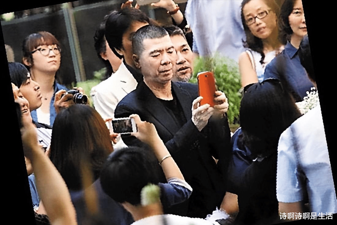 这一次,冯小刚终为自己的“卸磨杀驴”付出代价,王朔全说对了!