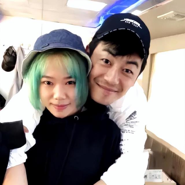 朱亚文回应离婚!被扒出多次无边界感,曾与刘浩存有亲密接触!