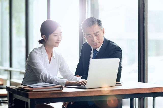 在单位里，永远要记住：别做这三件事！