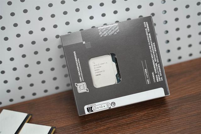 酷睿i5-13490F深度评测：千元内性能王者，小黑盒里的大惊喜！