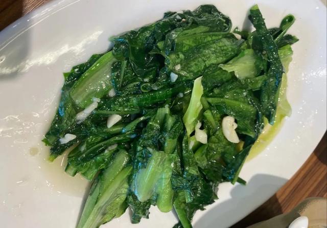 老两口的懒生活：大餐没吃成，来两个家常菜补偿一下