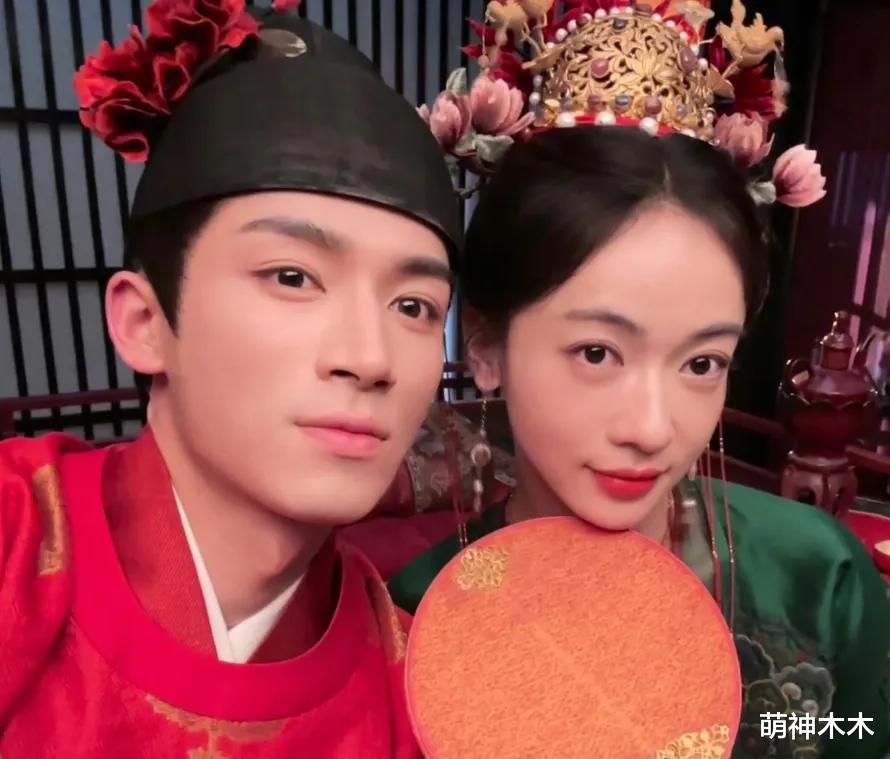 女星吴谨言被质疑催吐，脖子凸起疑似催吐包，生图瘦到脸都垮了