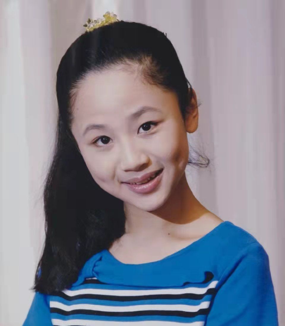 释小龙|同样是童星出身，杨紫拒登央视春晚，而36岁的释小龙一直不温不火