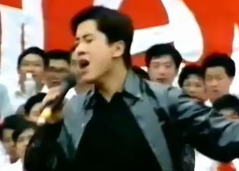 毛宁|8次登春晚却作死入狱,现已经55岁沦为"富婆开心果",老伙伴也不再联系