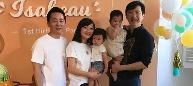 庾澄庆:不知不觉63岁的他已再婚8年,第二任妻子为他生一男一女