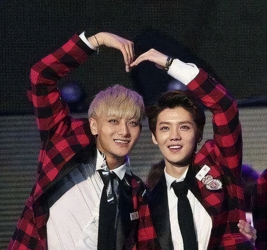 深夜连环夺命call,七年情路走到尽头?鹿晗怎么了?