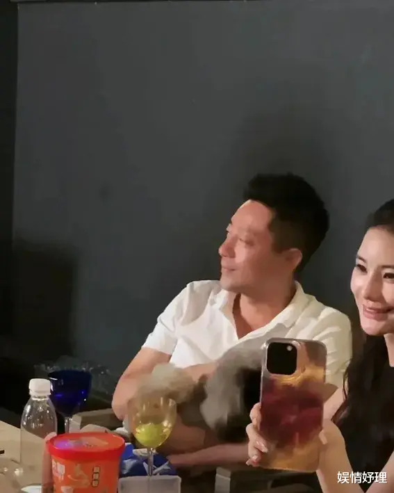 汪小菲中秋夜惊人发言!大S放大招晒旧照,新欢马晓梅的反应让人意外