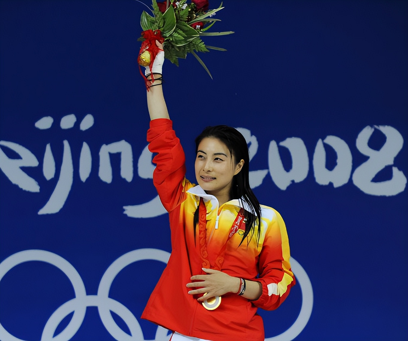 郭晶晶“又矮又壮”到底算不算大美女？看看她和刘诗诗的对比照就有答案