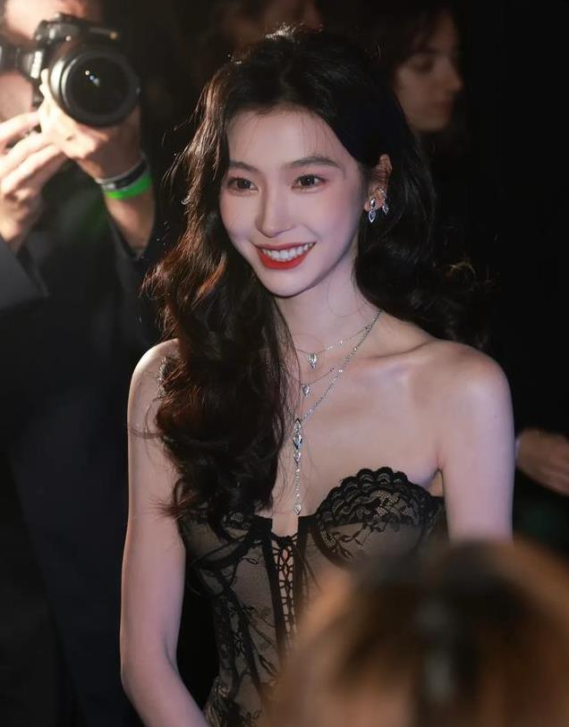 网红都是科技脸？这11位女网红颜值比顶流女星还抗打！