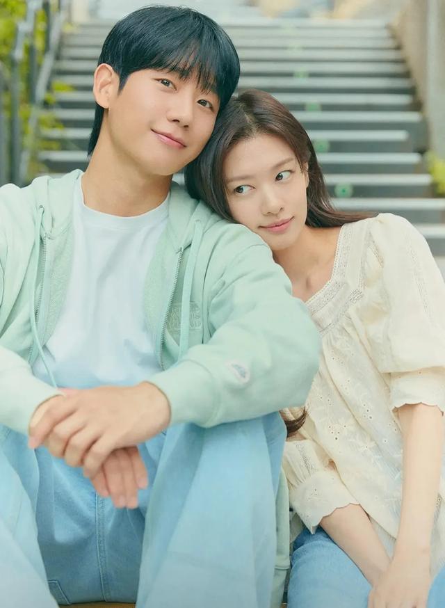 他是韩娱最大器晚成的男神,曾因夜店风波,险被韩娱冷藏。