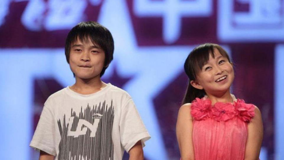 袖珍夫妻离婚风波再升级，朱洁出轨风波成焦点，秦学士强势反击！