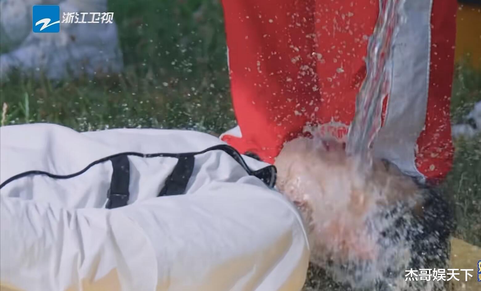 跑男|嘉宾被坑惨,白鹿宋雨琦不被尊重,《跑男》彻底触碰了观众的底线