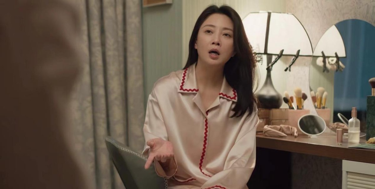 央视《凡人歌》开播,殷桃老了,女二号、女三号颜值惊艳