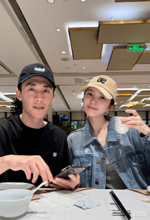 杜淳妻子自曝患肠易激综症,近照脸颊瘦的凹陷,看遍北京最好中医