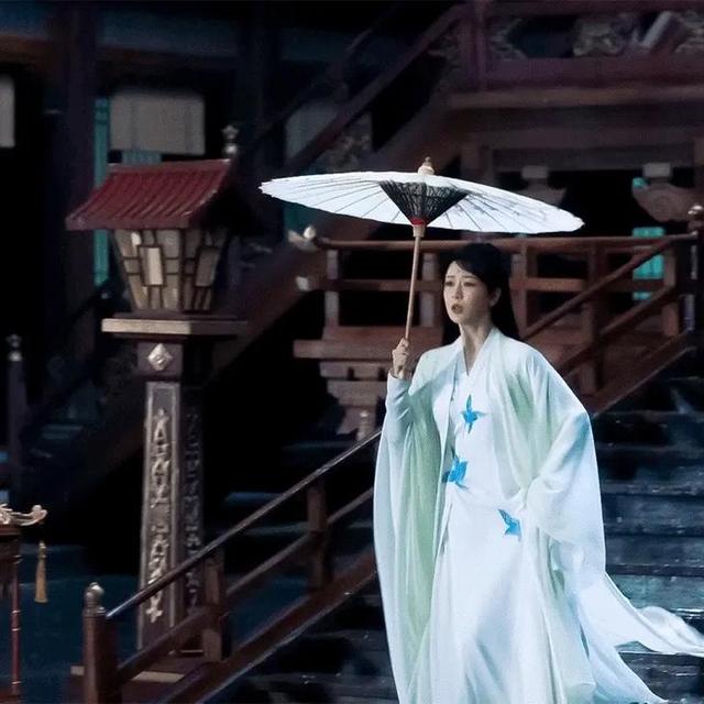 8月-9月热剧排行榜:没想到《雪迷宫》才第7、第一实至名归