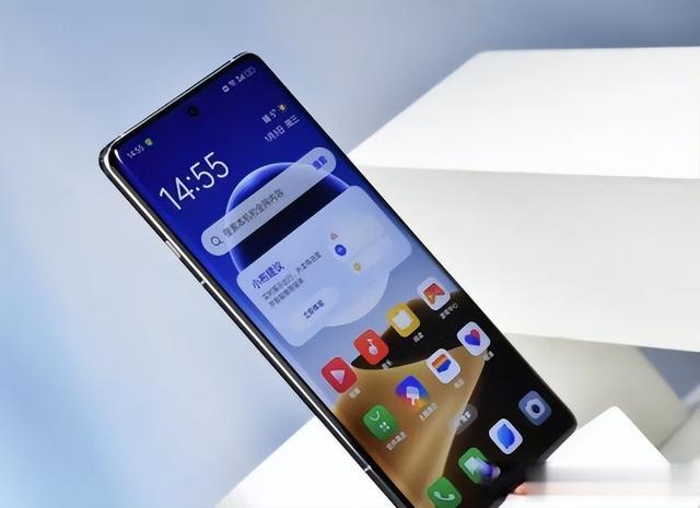 配置強(qiáng)悍口碑好，這3款旗艦手機(jī)大降價(jià)，性能輕松用五年