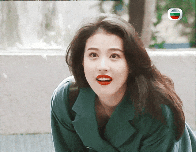 去世9个月后,娱乐圈的人走茶凉,在周海媚身上展现得淋漓尽致