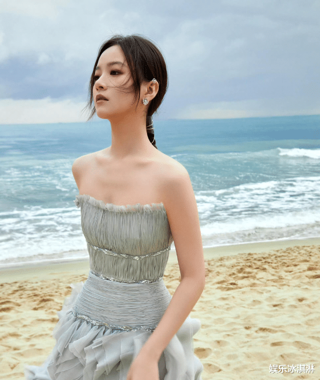 00后颜值小花排行榜，赵今麦只能排第二，第一无人能撼动！