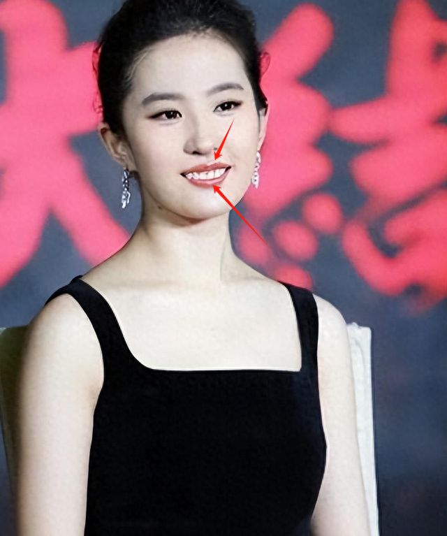 明明貌美如花,竟毁在一张嘴上,这5位女星的“丑嘴巴”太拖后腿