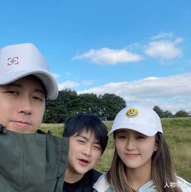 他太太离世4年仍无法释怀，带子女移民，直言适应英国生活不容易