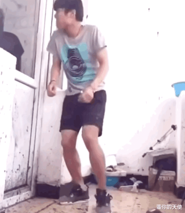 小杨哥试水要卷土重来?官方回应后,一个现实问题很扎心