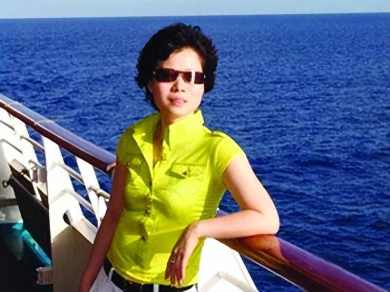 她从高烧再到离世仅16天，春晚现场忍痛表演后，不幸旧疾复发