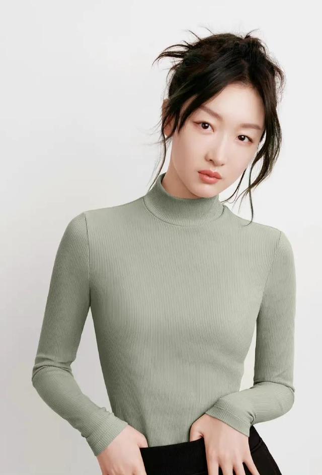 周冬雨内衣代言，平平无奇也能代言吗